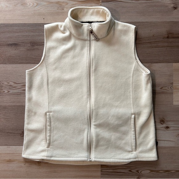 Woolrich Jackets & Blazers - Woolrich Cream Fleece Zip Front Vest